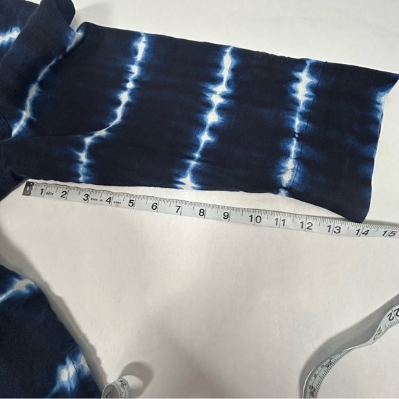 Jones New York Navy Tie-Dye 3/4 Sleeve Button Up Blouse - Picture 7 of 9